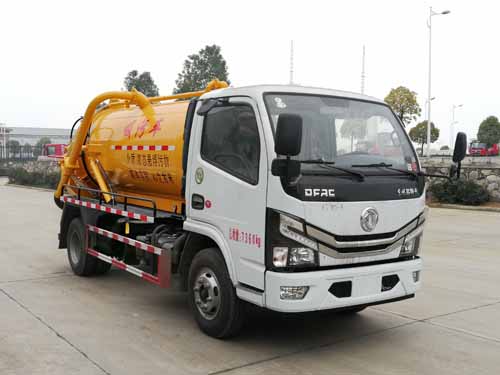 楚勝牌CSC5075GXW6型吸污車